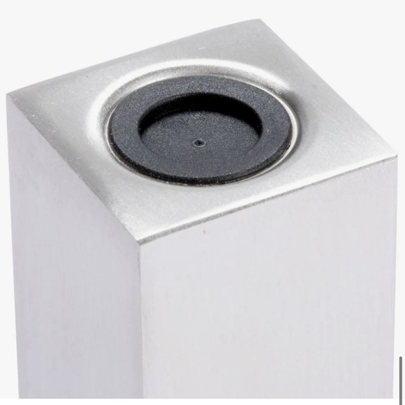 🩶American Metalcraft Salt and Pepper Shakers - Picture 8 of 10